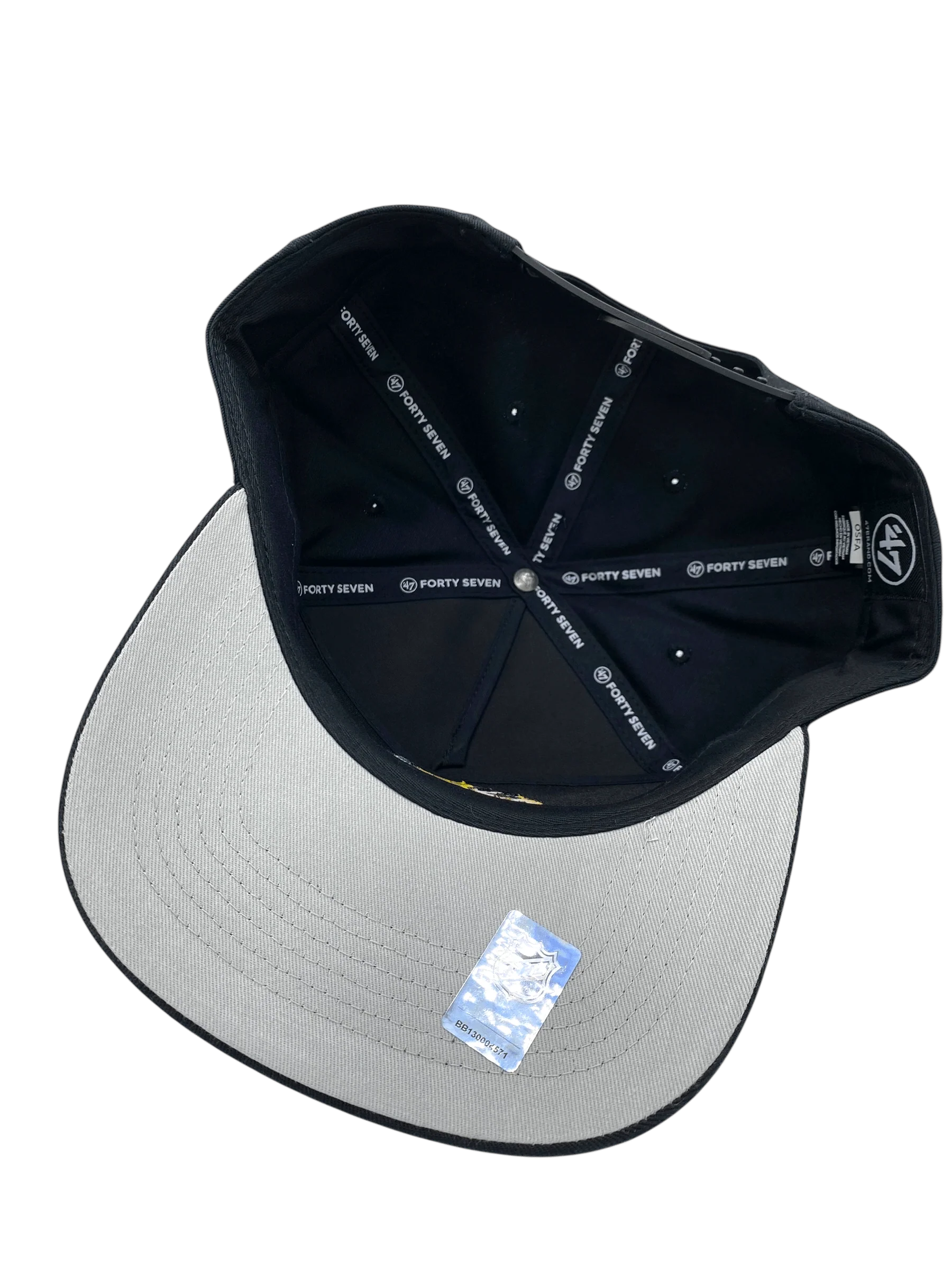 Adult Chicago Blackhawks '47 Black Team Logo Hitch Adjustable Snapback Hat - Men's - Image 2