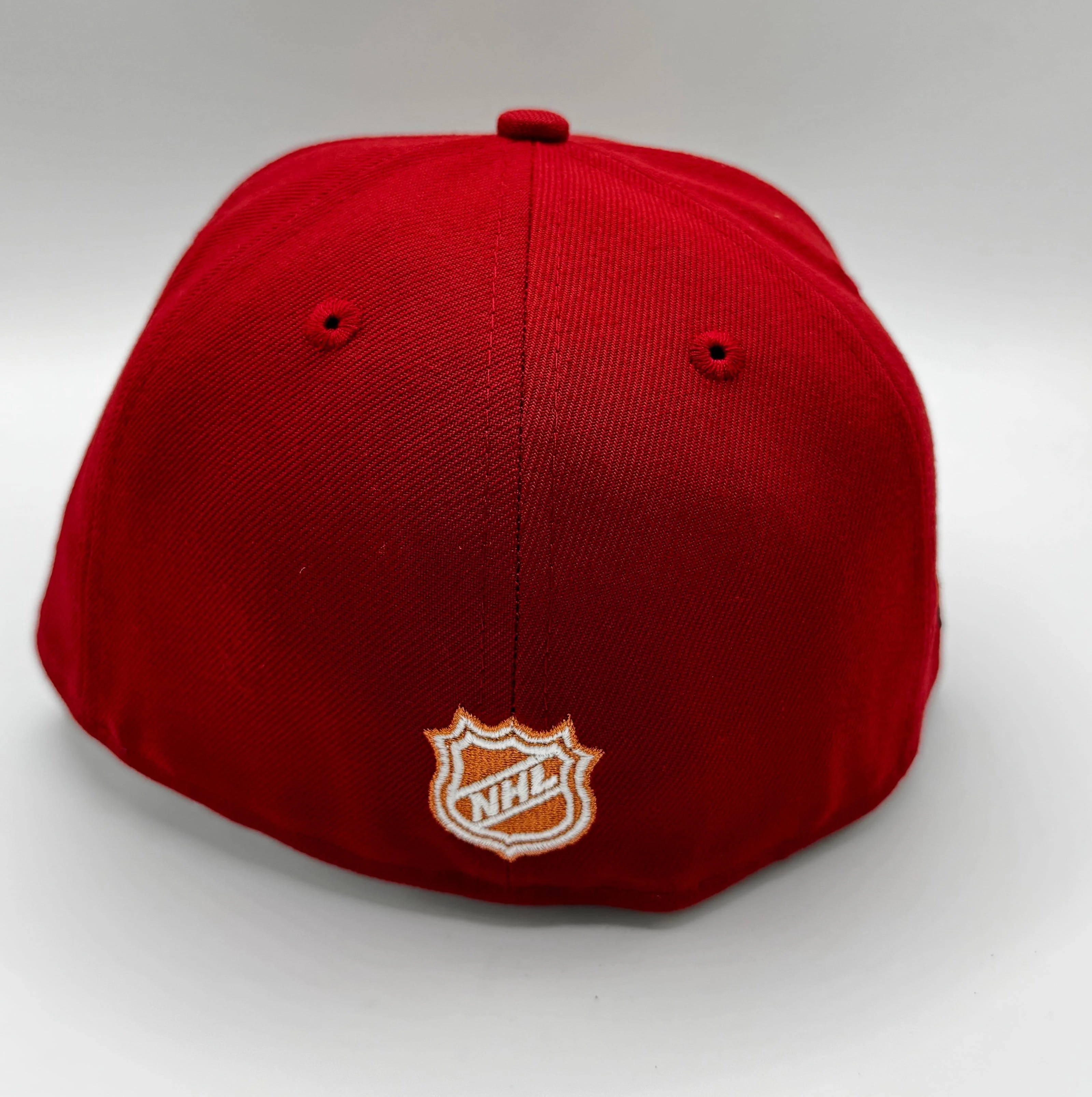 Adult Chicago Blackhawks New Era Burgundy Red Team Pinky Custom 59FIFTY Fitted Hat - Men's - Image 5