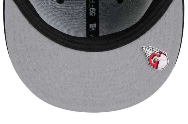Adult Cleveland Guardians New Era Navy 2025 MLB Alternate Clubhouse 59FIFTY Fitted Hat - Men's - Image 2