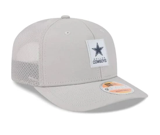 Adult Dallas Cowboys New Era Gray 2025 NFL Sideline 9SEVENTY Adjustable Trucker Hat - Men's - Image 4