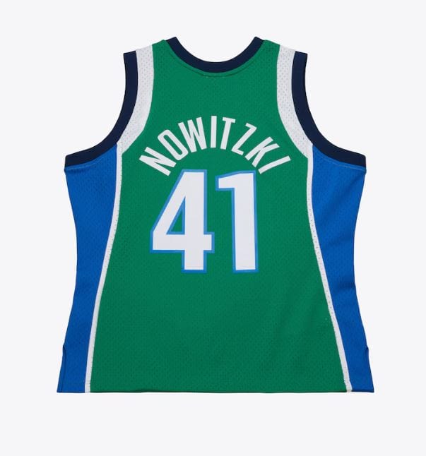 Adult Dirk Nowitzki Dallas Mavericks Mitchell & Ness NBA Green 2004-05 Throwback Swingman Jersey - Men's - Image 2