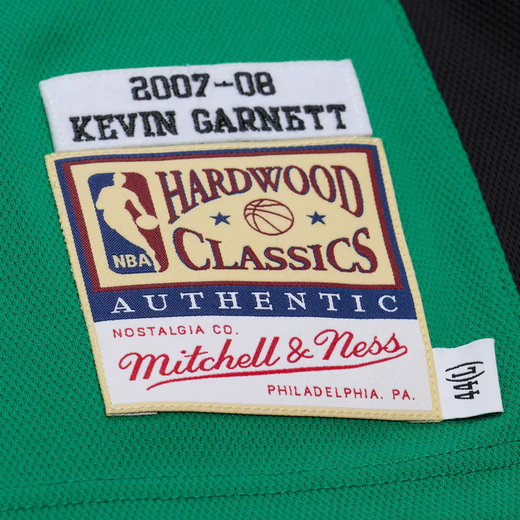 Adult Kevin Garnett Boston Celtics Mitchell & Ness Green 2007 Throwback Authentic Jersey - Men's - Image 6