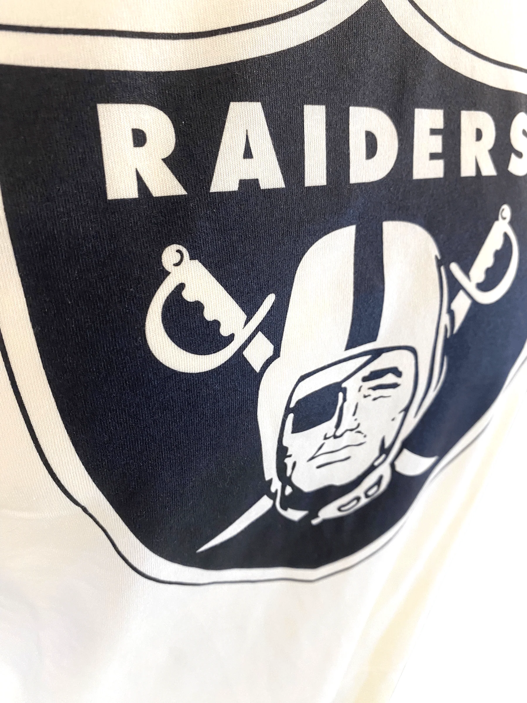 Adult Las Vegas Raiders New Era x Pro Image Cream Logo T-Shirt - Men's - Image 3