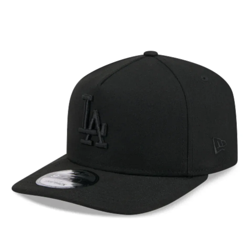 Adult Los Angeles Dodgers LA 9FIFTY A-Frame Curved Black on Black Snapback Hat - Men's