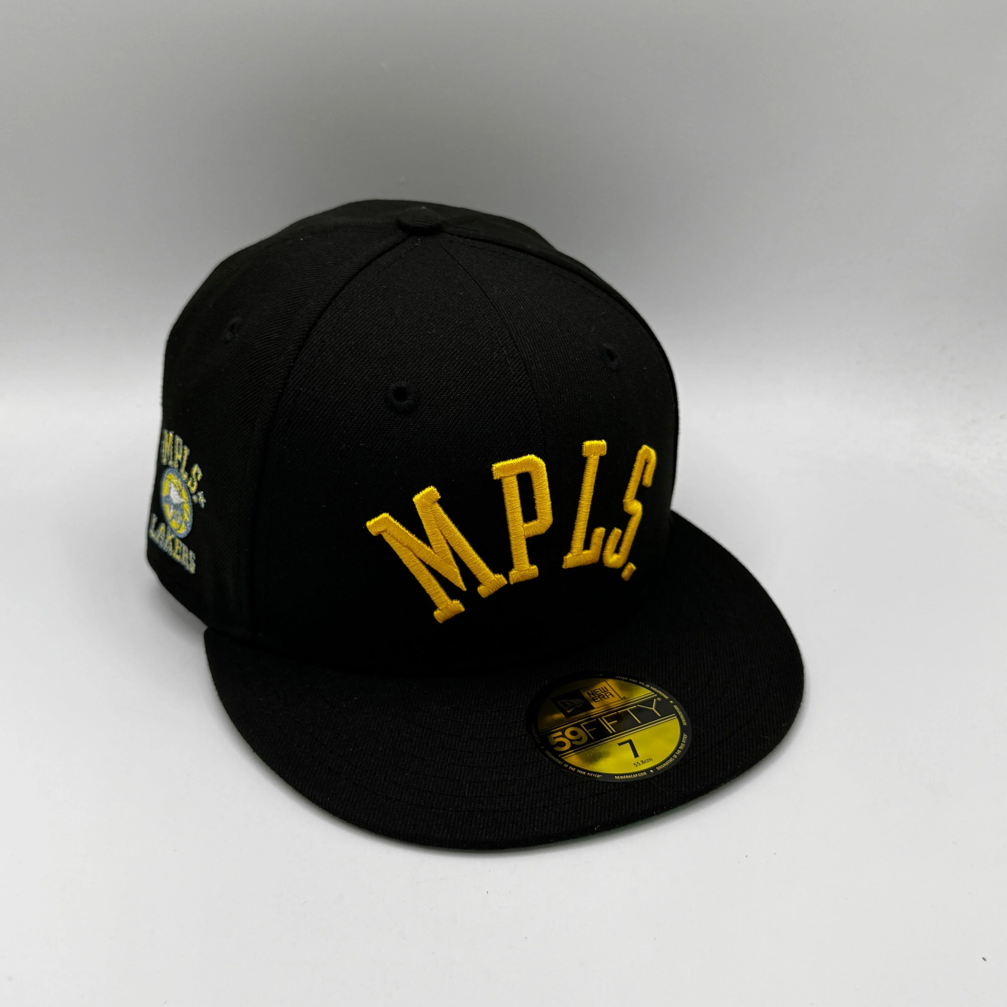 Adult Minneapolis Lakers New Era Black Dome Custom Side Patch 59FIFTY Fitted Hat - Men's