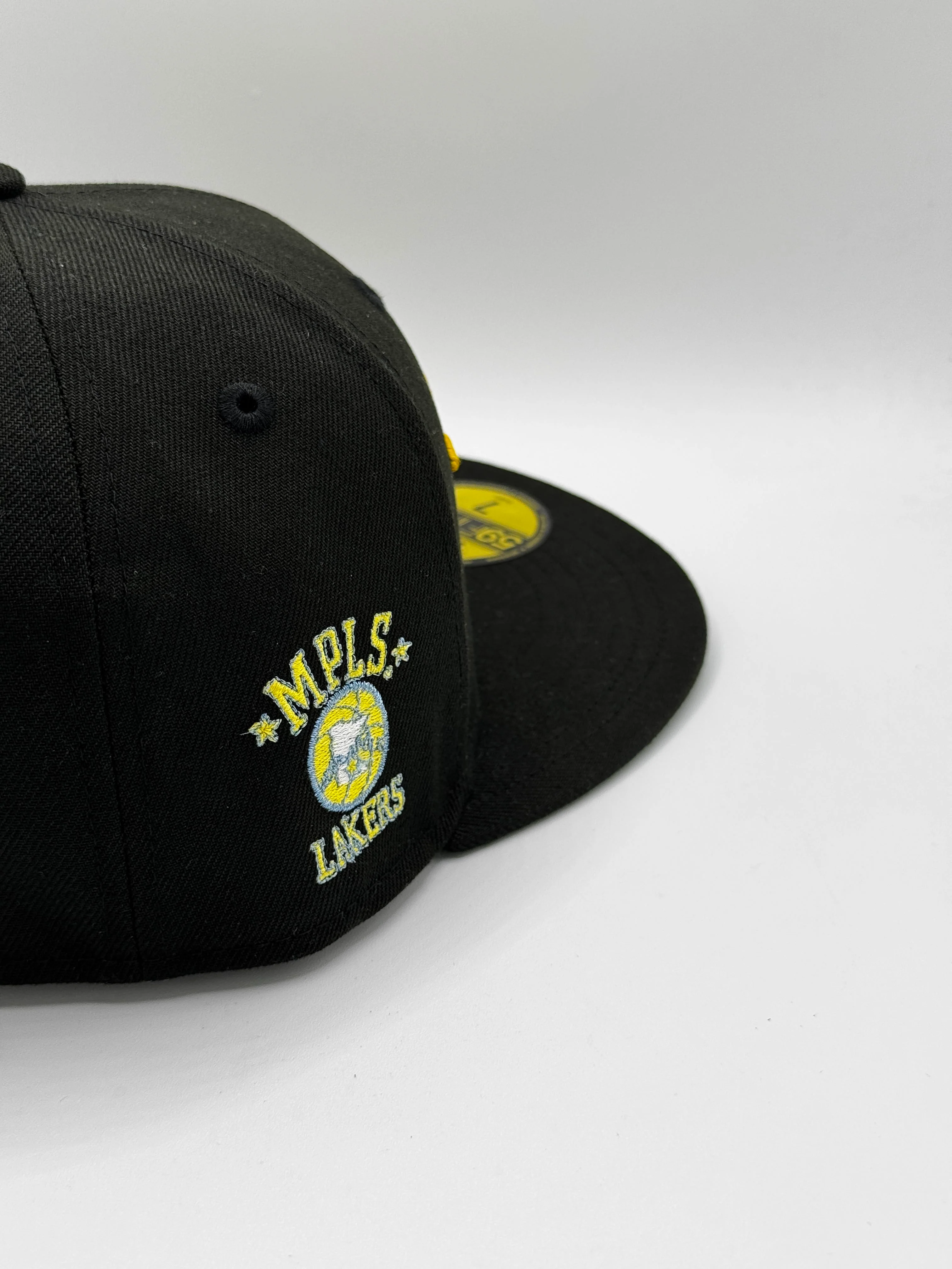 Adult Minneapolis Lakers New Era Black Dome Custom Side Patch 59FIFTY Fitted Hat - Men's - Image 3