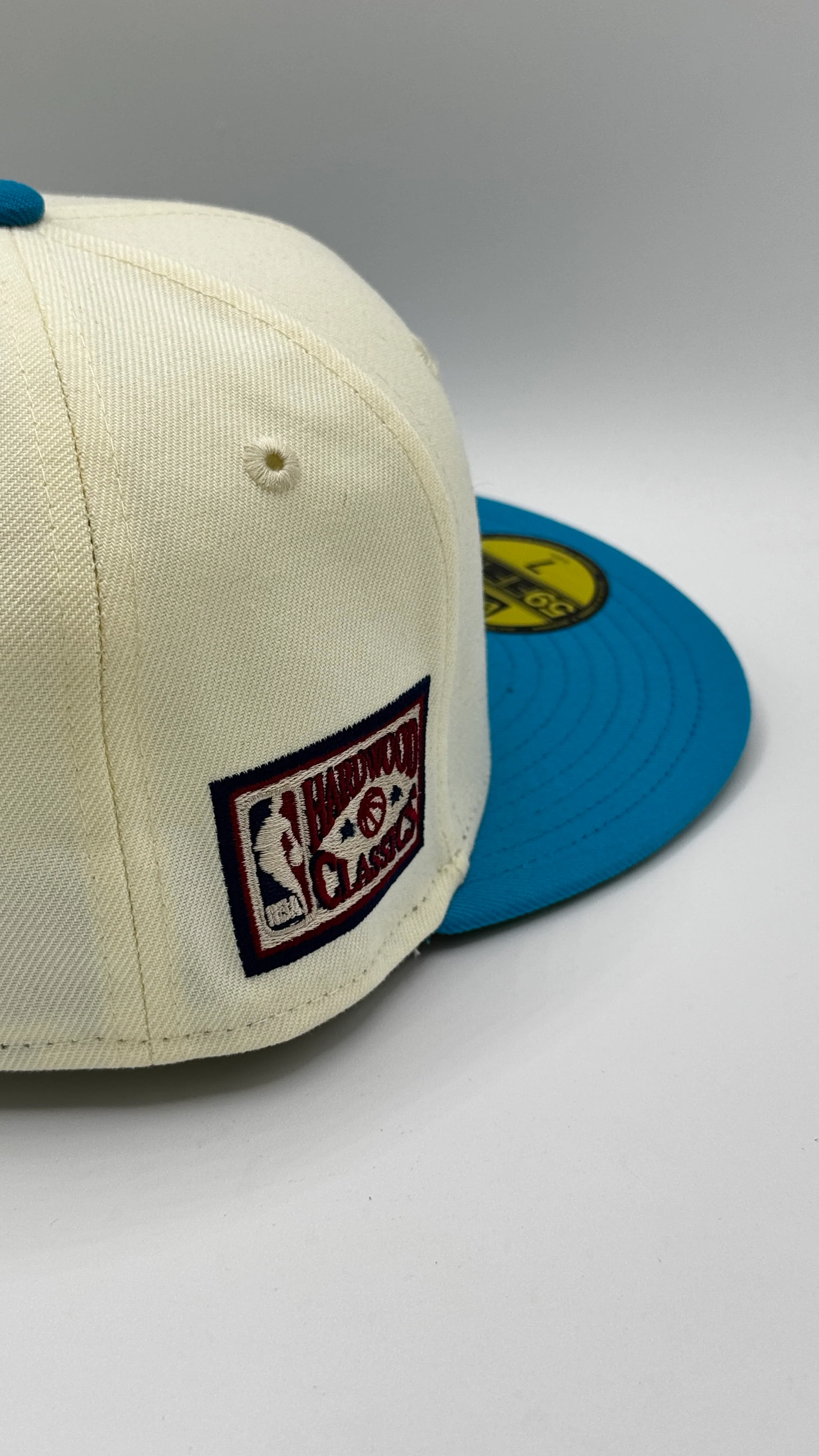 Adult Minneapolis Lakers New Era MPLS Chrome Custom Side Patch 59FIFTY Fitted Hat - Men's - Image 3