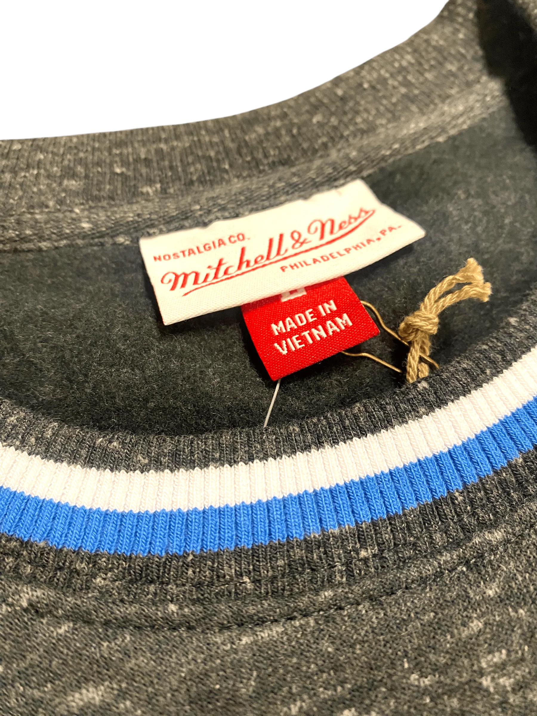 Adult Minnesota Timberwolves Mitchell & Ness Gray Winning Streak Fleece Crewneck Sweatshirt - Men's - Image 5
