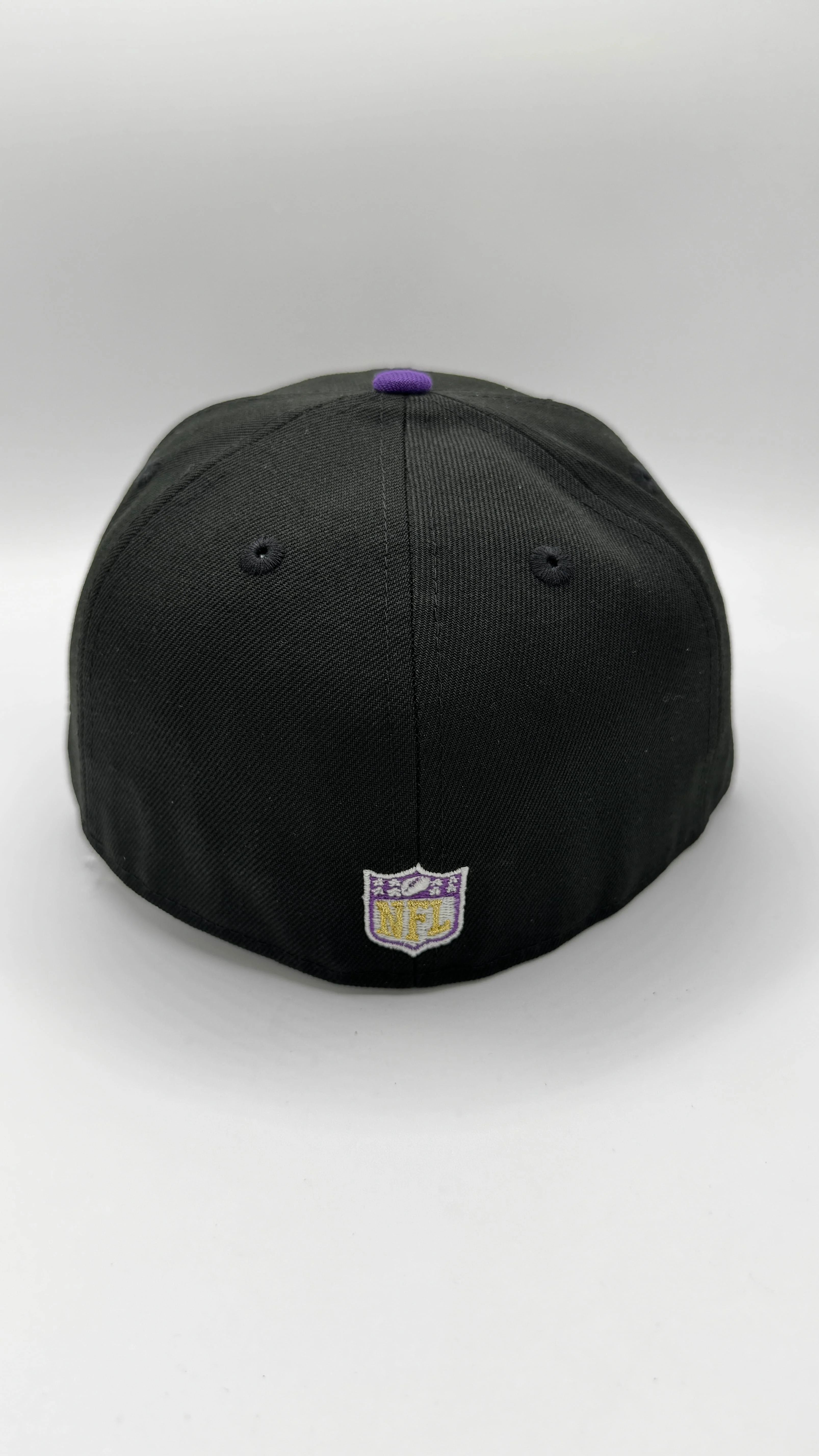 Adult Minnesota Vikings Black New Era Sugar 'Skol' Skull Custom 59FIFTY Fitted Hat - Men's - Image 3