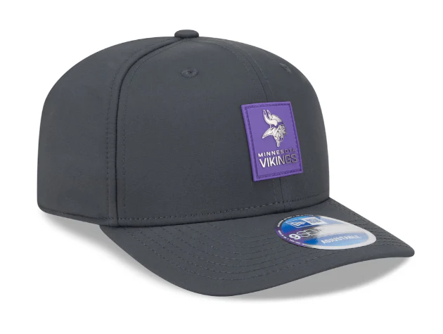 Adult Minnesota Vikings New Era Charcoal Gray 2025 NFL Sideline Cold Weather 9SEVENTY Adjustable Trucker Hat - Men's - Image 4