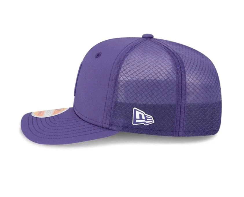Adult Minnesota Vikings New Era Purple 2025 NFL Sideline Helmet 9SEVENTY Adjustable Trucker Hat - Men's - Image 7