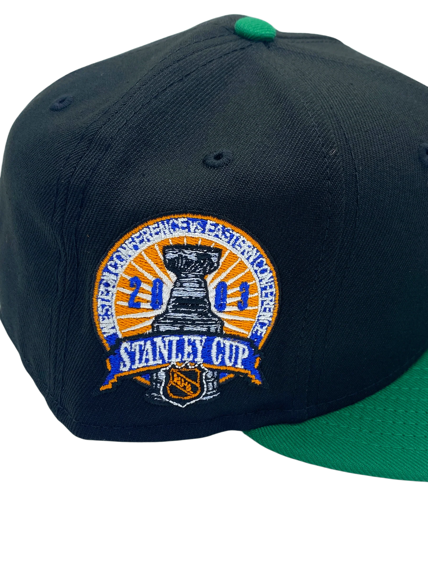Adult New Jersey Devils New Era Black/Green Classic Custom Side Patch 59FIFTY Fitted Hat - Men's - Image 2