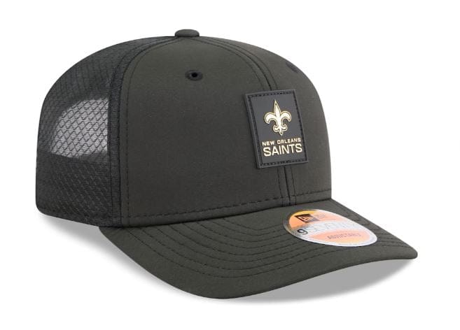 Adult New Orleans Saints New Era Black 2025 NFL Sideline 9SEVENTY Adjustable Trucker Hat - Men's - Image 4