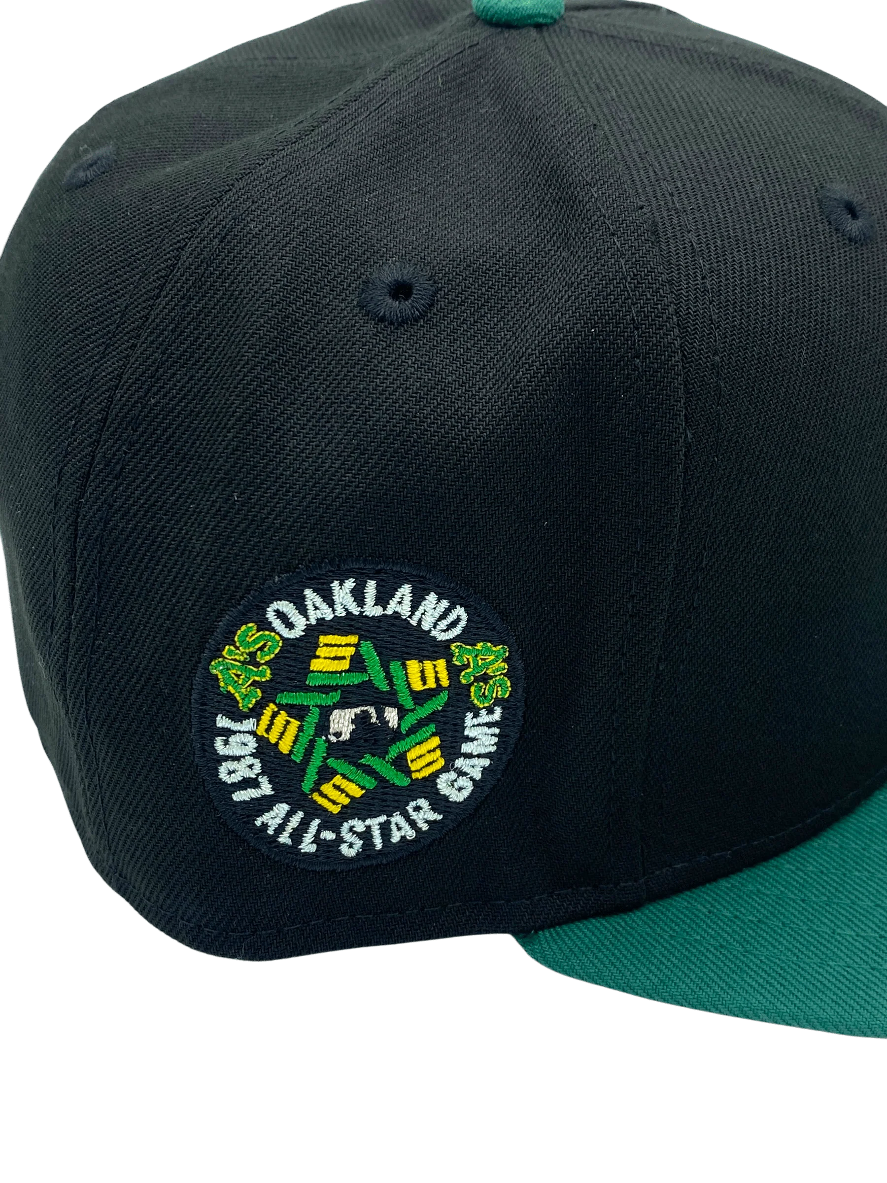 Adult Oakland A's New Era Black Chillin Stomper Side Patch 59FIFTY Fitted Hat - Men's - Image 3