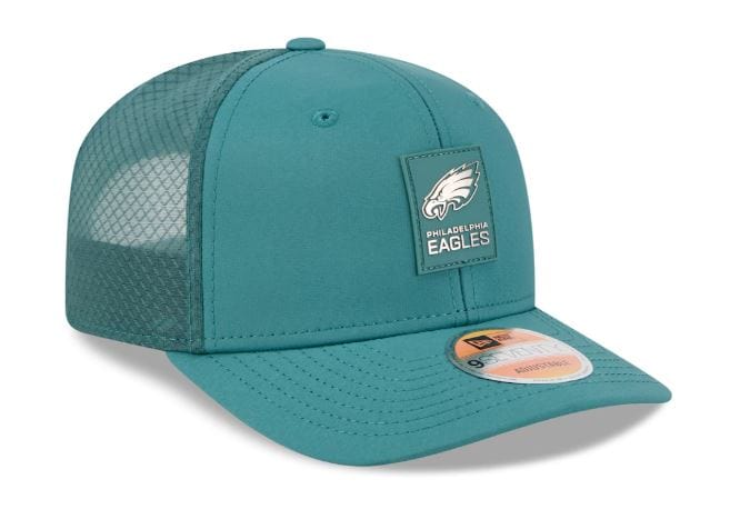 Adult Philadelphia Eagles New Era Green 2025 NFL Sideline 9SEVENTY Adjustable Trucker Hat - Men's - Image 4