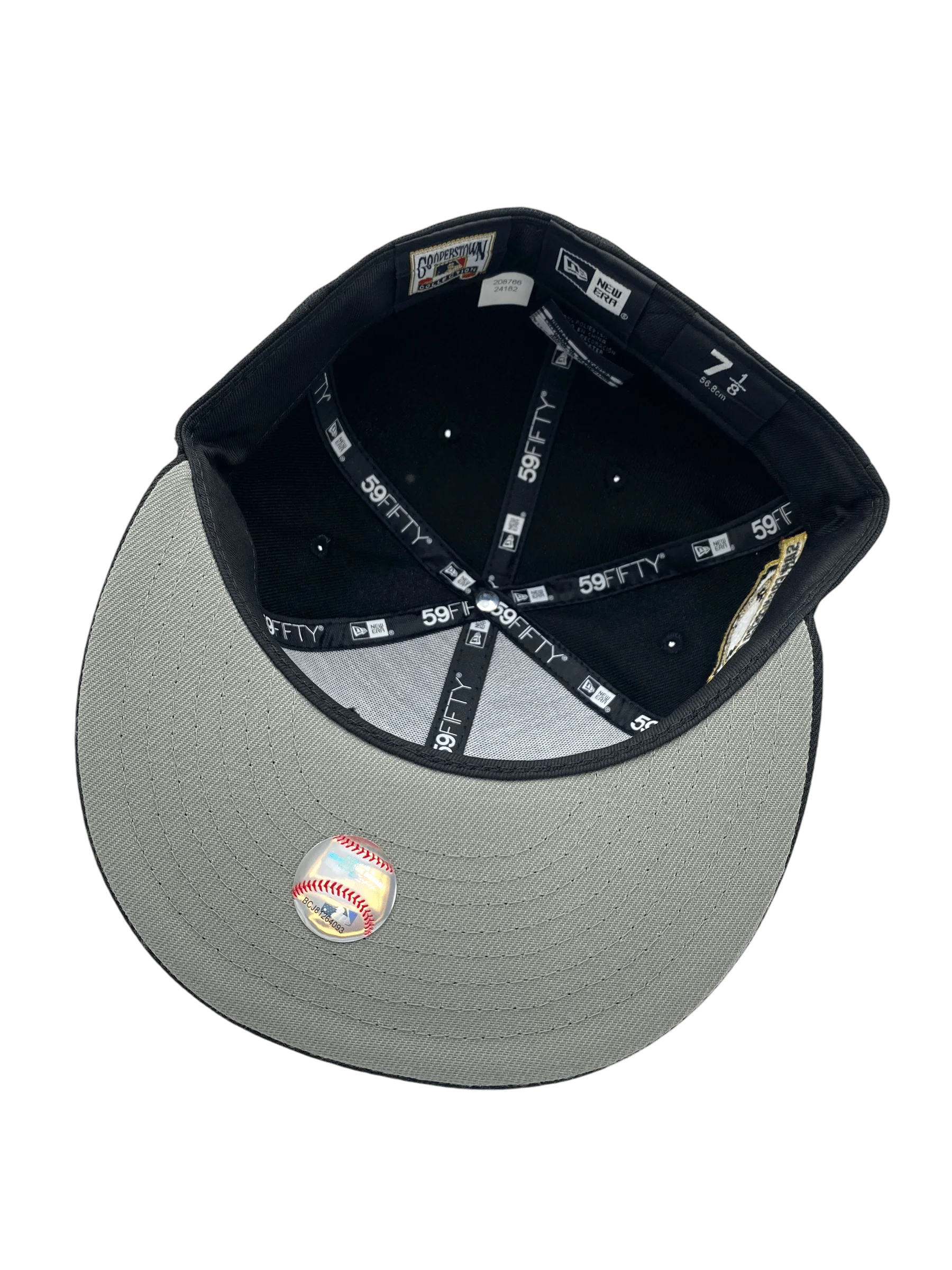 Adult San Francisco Giants New Era Black Remastered Custom Side Patch 59FIFTY Fitted Hat - Men's - Image 3