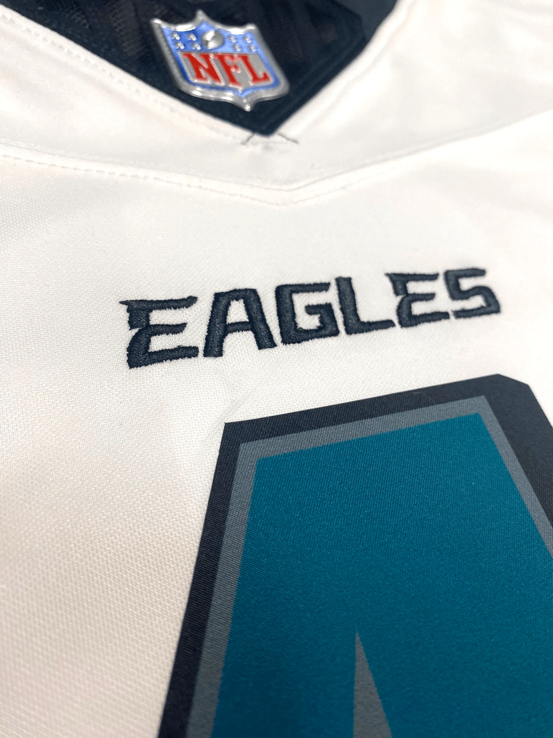 Adult Jalen Hurts Philadelphia Eagles Nike 2024 White Vapor F.U.S.E. Limited Jersey - Men's - Image 4