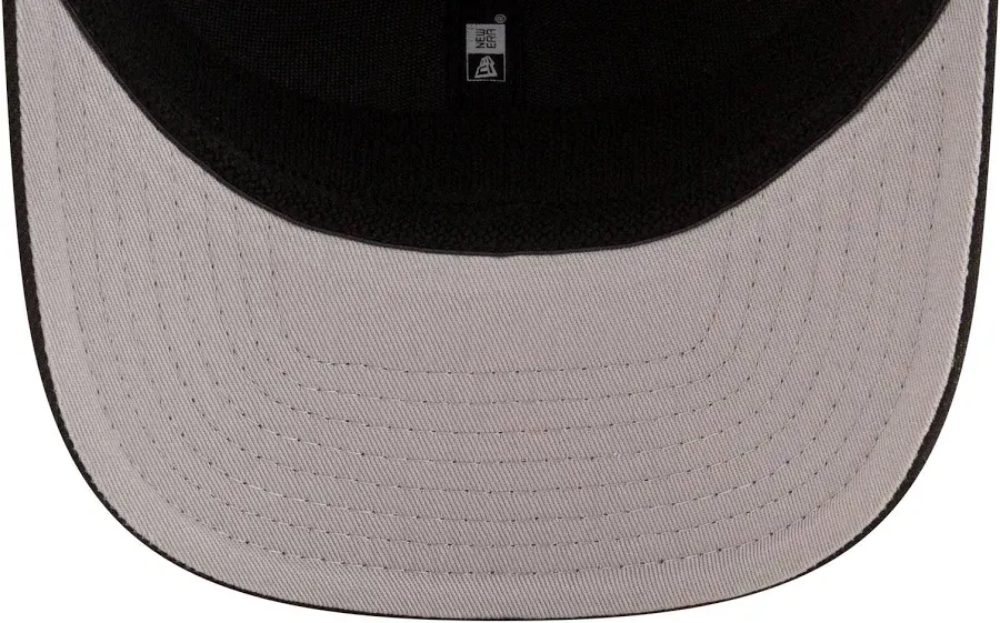 Adult Chicago Blackhawks New Era Black Basic 9SEVENTY Stretch-Snapback Hat - Men's - Image 4